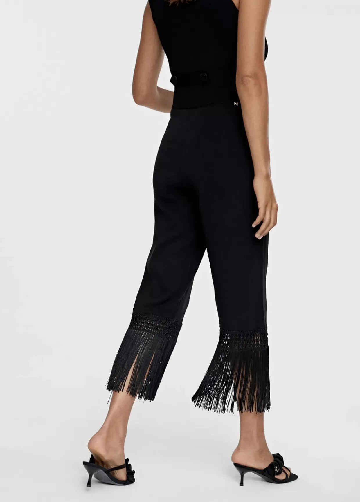 Pantalón punto flecos