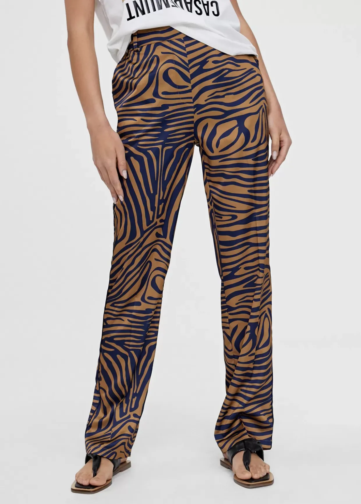 Pantalon recto estampado animal