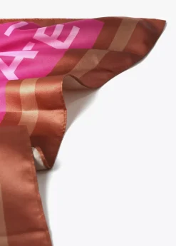 Pañuelo satinado estampado