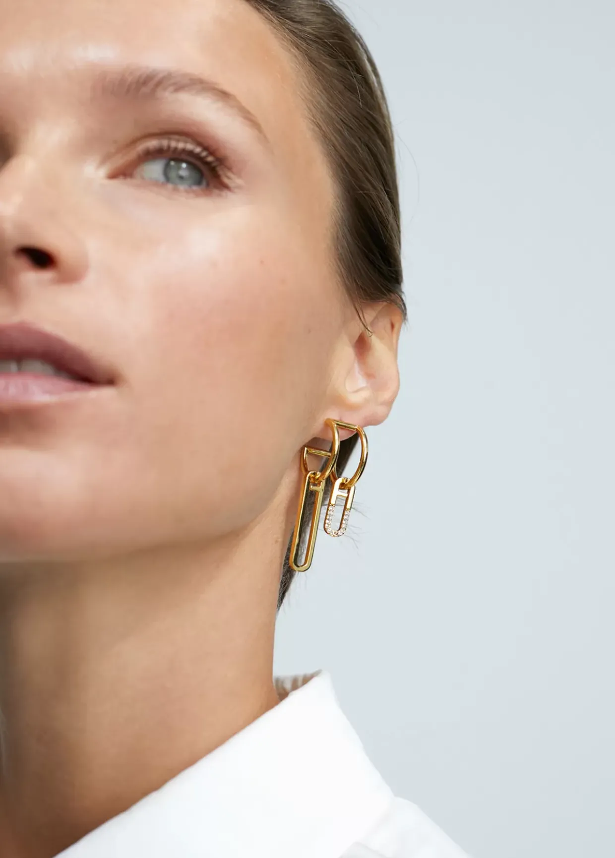 Pendientes asimétricos