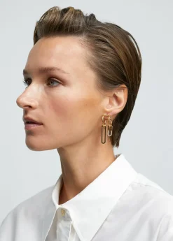 Pendientes asimétricos