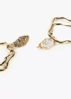 Pendientes dorados multiforma