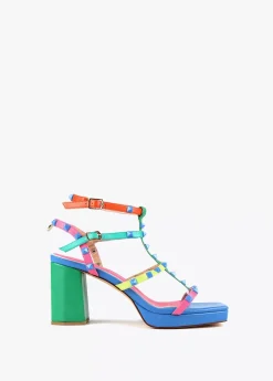Sandalia de tacón con tiras multicolor