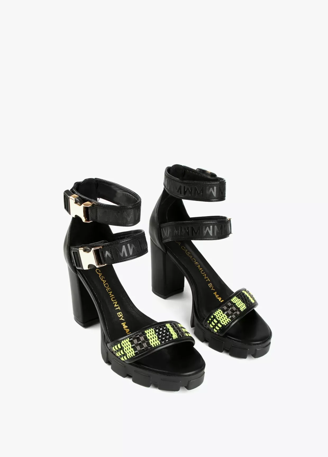 Sandalia de tacón tipo cangrejera