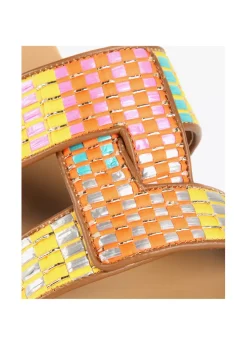 Sandalia plana efecto rafia multicolor