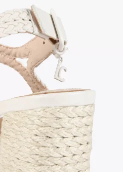 Sandalia plataforma y efecto crochet