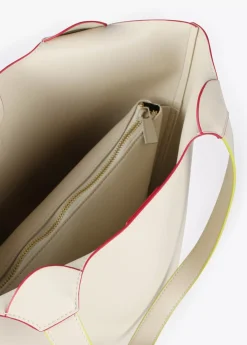 Shopper crudo detalles contraste