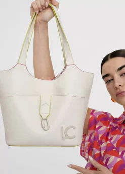 Shopper crudo detalles contraste