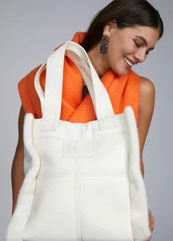 Shopper efecto piel y pelo