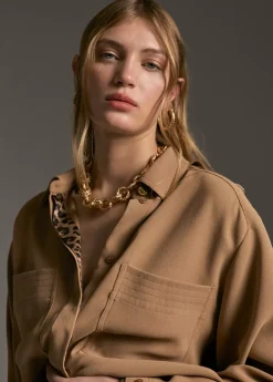 Sobre camisa bolsillos