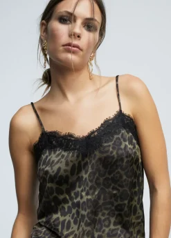 Top animal print