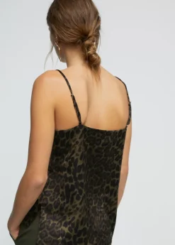 Top animal print