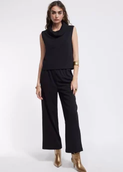 Top cuello desbocado