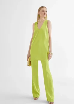 Top largo con aberturas