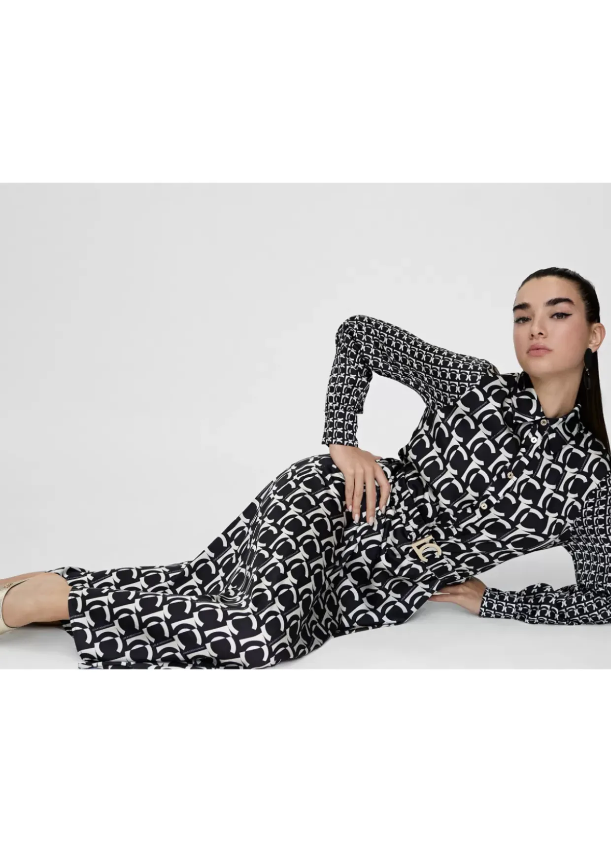 Vestido camisero monograma