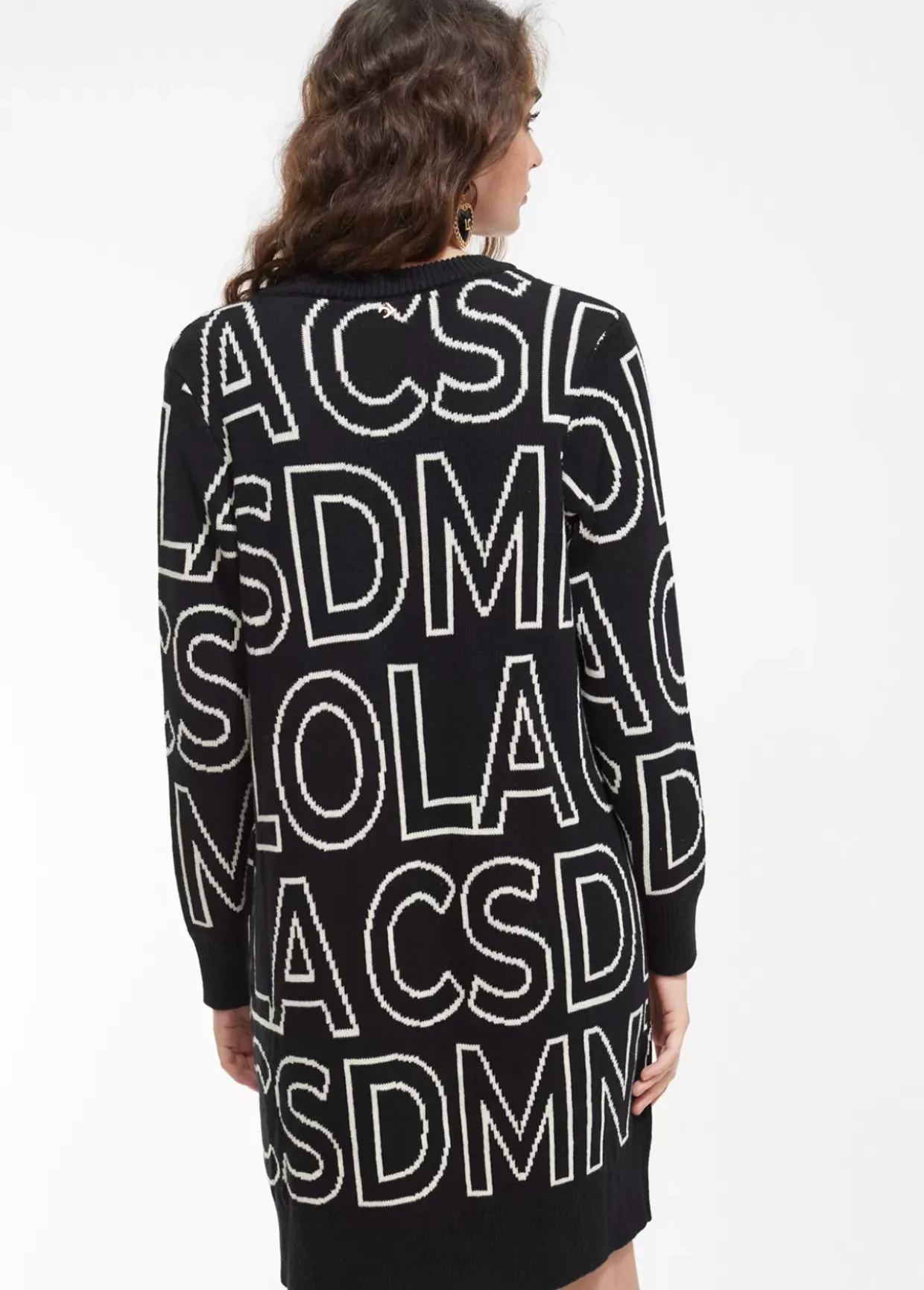 Vestido de punto letras