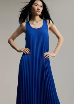 Vestido sin manga plisado