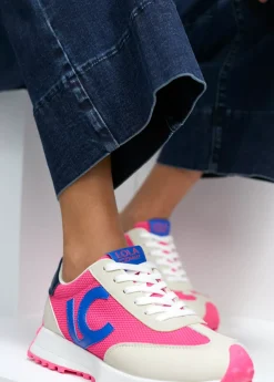 Zapatillas deportivas azul y rosa flúor