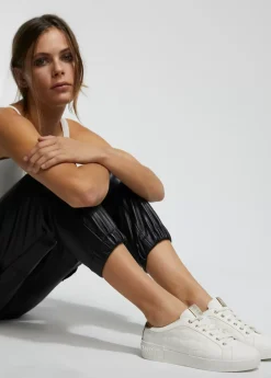 Zapatillas deportivas metalizadas