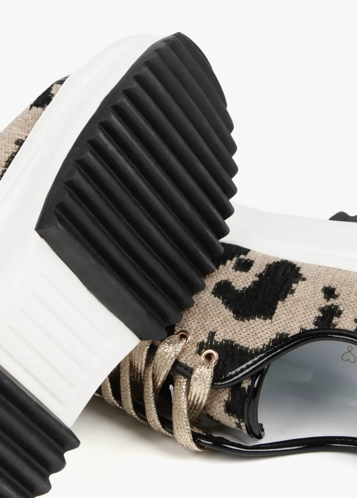 Zapatillas deportivas tejido animal