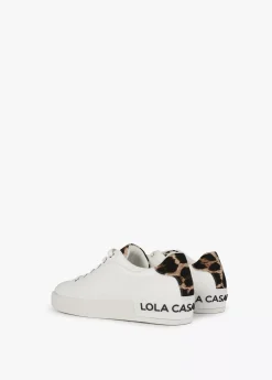 Zapatillas tipo sneakers detalles animal print