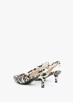 Zapato estampado animal